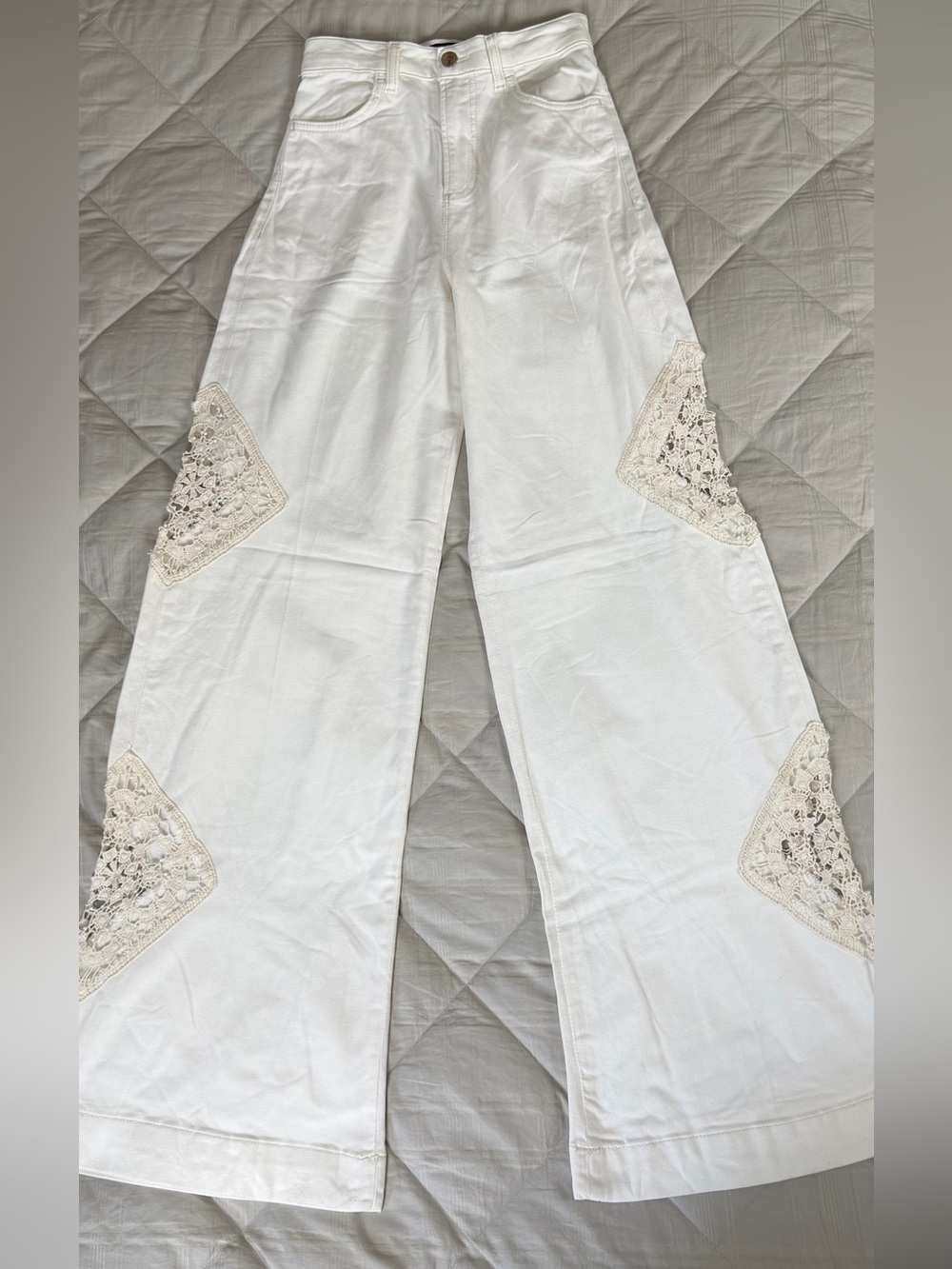 NWOT Liu Jo Better Denim Wide Leg Lace Insert Jeans Ivory Size 25 - Picture 5 of 16